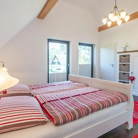In Usedom With 3 Bedrooms بيت للعطل