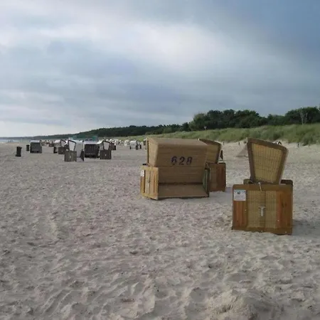 In Usedom With 3 Bedrooms بيت للعطل